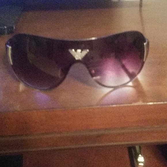 Emporio armani 😎 sunglasses - Picture 1 of 3